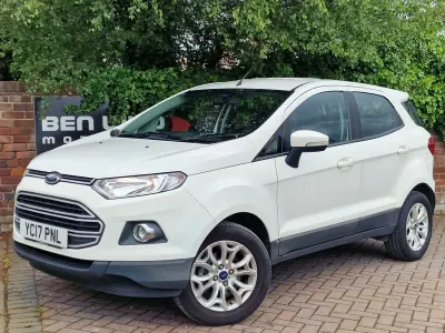 Usado Ford Ecosport Zetec 2017 Branco SUV