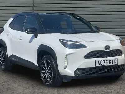 Used Toyota Yaris Cross Sport 131 HP (96 kW) 2025 White SUV