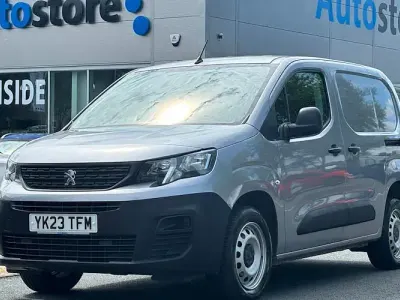 Used Peugeot Partner Premium 102 HP (75 kW) 2023 MPV
