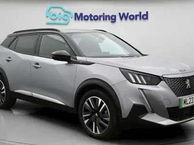 Used Peugeot e-2008 Premium 100 kW (136 HP) 2022 SUV