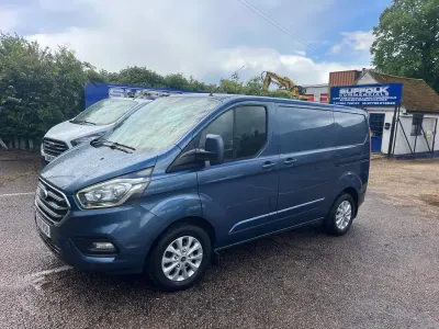 Used Ford Transit Custom Limited 130 HP (95 kW) 2019 Blue Van
