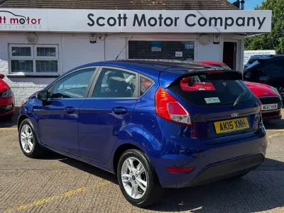 Used Ford Fiesta Zetec 82 HP (60 kW) 2015 Blue Hatchback