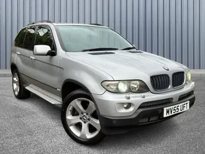Usado BMW X5 Sport Line 218 HP (160 kW) 2005 Prateado SUV