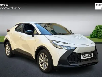 Used Toyota C-HR 140 HP (102 kW) 2024 White SUV