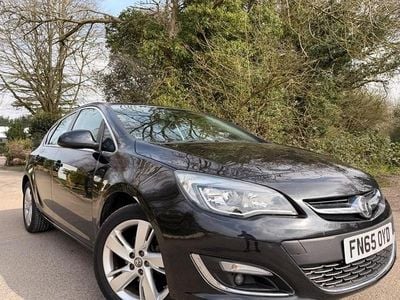 Used Vauxhall Astra SRi 2015 Black Hatchback
