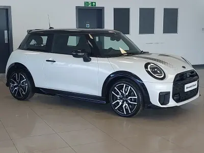Used Mini Cooper Sport 114 kW (156 HP) 2026 White Hatchback