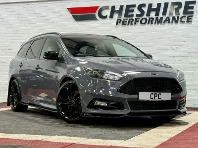 Used Ford Focus Style 280 HP (205 kW) 2016 Grey Estate