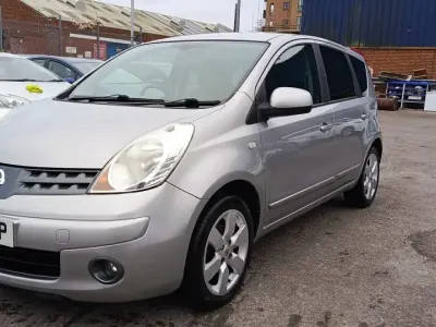 Used Nissan Note Tekna 110 HP (80 kW) 2008 Silver Hatchback