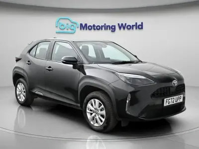 Usado Toyota Yaris Cross 116 HP (85 kW) 2022 Preto SUV
