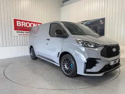 Used Ford Transit Custom 232 HP (170 kW) 2025 Grey Van