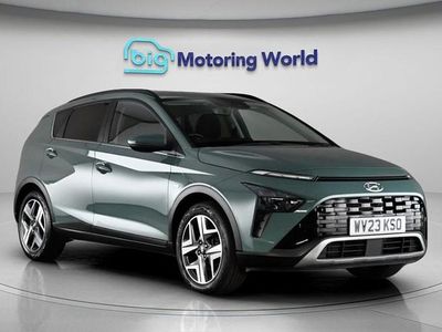 Begagnad Hyundai Bayon Premium 101 HK (74 kW) 2023 Grön SUV
