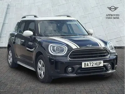 Used Mini Cooper Countryman Classic 134 HP (98 kW) 2022 Black SUV