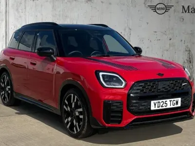 Used Mini Countryman Sport 218 HP (160 kW) 2025 Chili red ii SUV