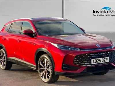 Usado MG HS SE 170 HP (125 kW) 2025 Vermelho SUV