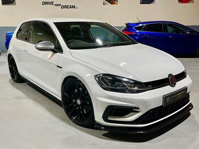 White Used 2018 VW Golf VII R Hatchback | £15,495 (Fair price)