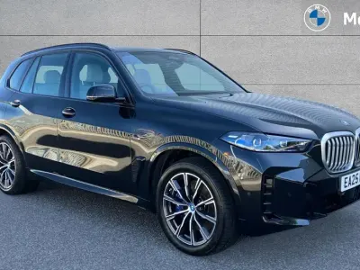 Używany BMW X5 M Sport 490 KM (360 kW) 2025 Czarny SUV