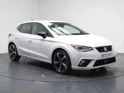 Used Seat Ibiza FR Sport 110 HP (80 kW) 2023 White Hatchback