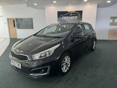 Used Kia Ceed 135 HP (99 kW) 2015 Black Hatchback