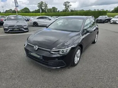 Used VW Golf VIII Life 115 HP (84 kW) 2022 Black Hatchback