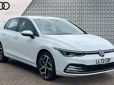Used VW Golf VIII Style 204 HP (150 kW) 2022 White