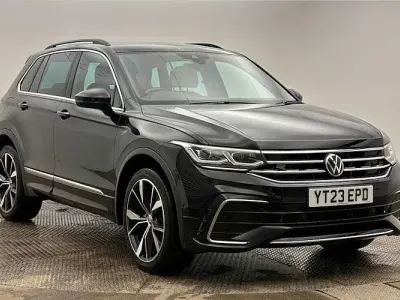 Used VW Tiguan R-line 245 HP (180 kW) 2023 Black SUV