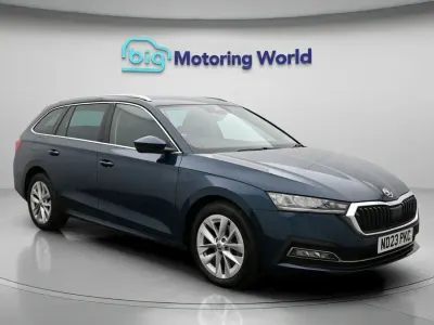 Used Skoda Octavia SE L 201 HP (147 kW) 2023 Blue Estate