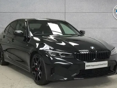 Begagnad BMW 320 M Sport 181 HK (133 kW) 2025 Svart