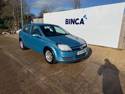 Used Vauxhall Astra Club 90 HP (66 kW) 2004 Blue Hatchback