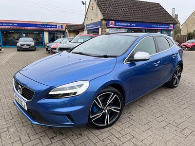 Used Volvo V40 R-Design 150 HP (110 kW) 2019 Blue Hatchback