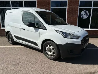 Second-hand Ford Transit Connect 100 CP (73 kW) 2020 Alb Monovolum