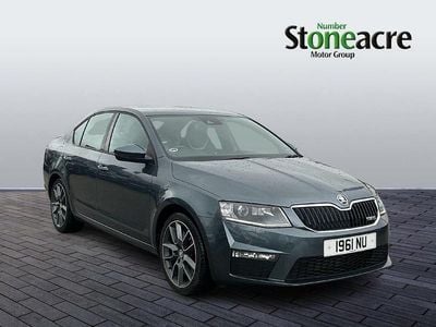 Begagnad Skoda Octavia vRS 184 HK (135 kW) 2015 Grå Halvkombi