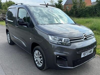 Used Citroën Berlingo 100 HP (73 kW) 2023 Grey MPV