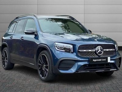 Mercedes GLB220