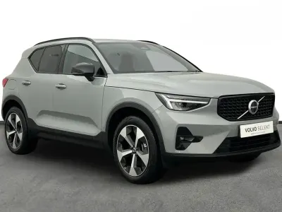 Used Volvo XC40 Plus 161 HP (118 kW) 2025 Grey SUV