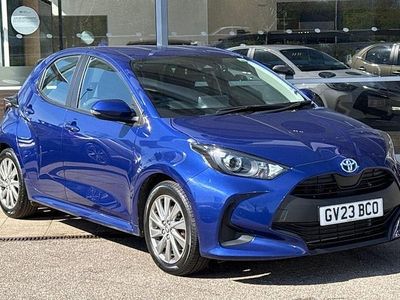 Begagnad Toyota Yaris Hybrid 116 HK (85 kW) 2026 Halvkombi