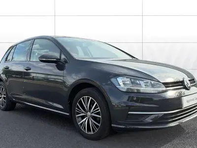 Used VW Golf VII SE 125 HP (91 kW) 2017 Grey Hatchback