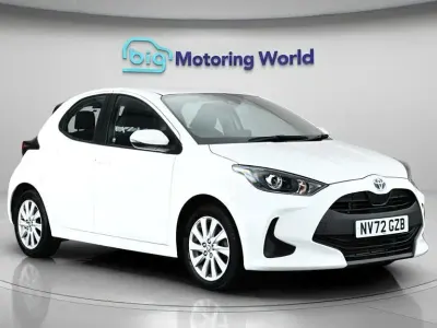 Used Toyota Yaris 116 HP (85 kW) 2023 White Hatchback