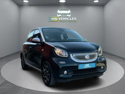 Used Smart ForFour Premium 90 HP (66 kW) 2015 Silver Hatchback