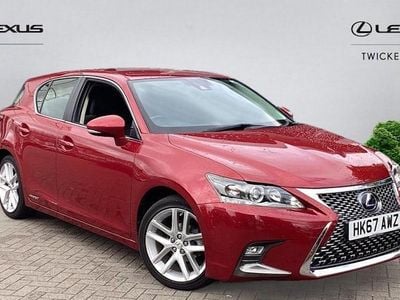 Lexus CT200h