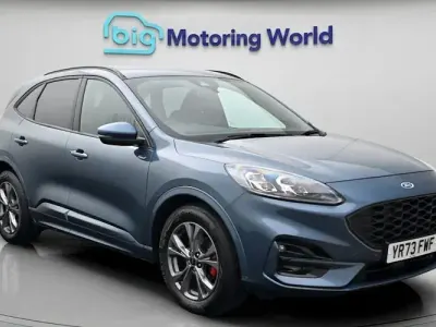 Begagnad Ford Kuga ST-Line 150 HK (110 kW) 2023 Blå SUV
