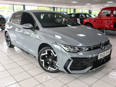 Used VW Golf VIII R-line 150 HP (110 kW) 2025 Grey Hatchback