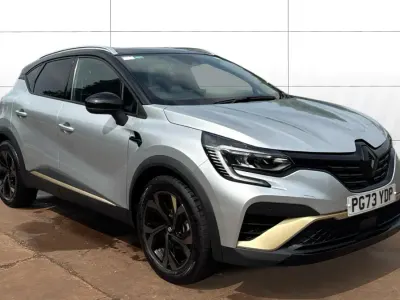 Used Renault Captur Engineered 142 HP (104 kW) 2023 Grey/black SUV