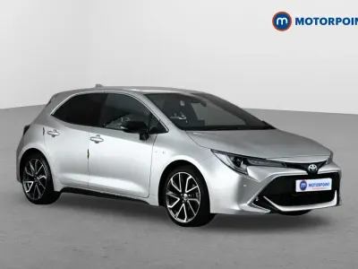 Used Toyota Corolla 122 HP (89 kW) 2021 Silver Hatchback
