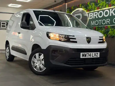 Used Peugeot Partner 131 HP (96 kW) 2024 White MPV