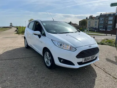 Used Ford Fiesta Zetec 2014 White Hatchback