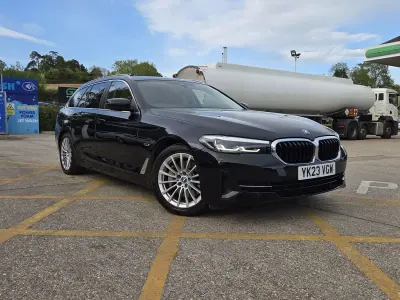 Usado BMW 530e Comfort Edition 2023 Preto Carrinha