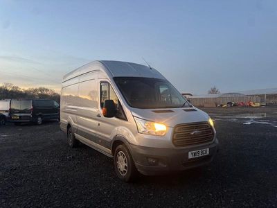 Używany Ford Transit 130 KM (95 kW) 2019 Srebrny Van