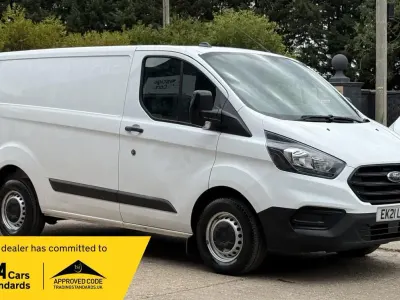 Used Ford Transit Custom S 105 HP (77 kW) 2021 White Van
