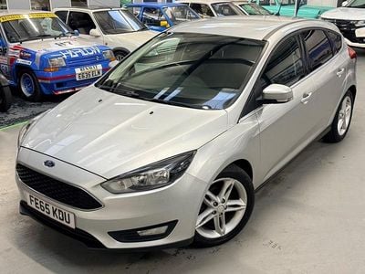 Silver Used 2015 Ford Focus Zetec Hatchback | £1,500 (Super price)