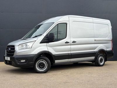 Begagnad Ford Transit Trend 130 HK (95 kW) 2021 Silver Van
